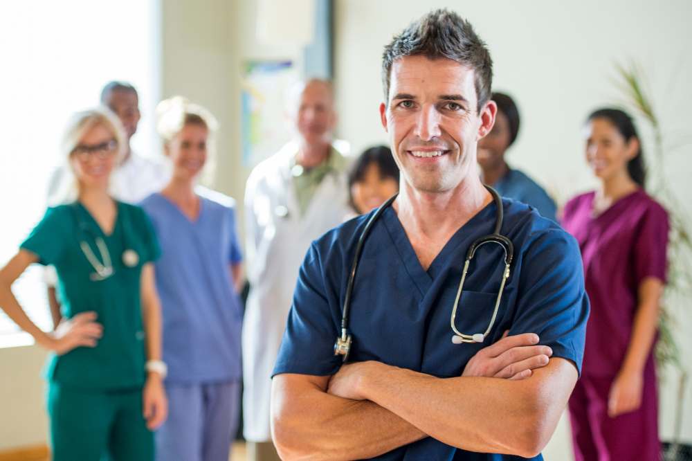 How to Ask to Shadow a Doctor: A Comprehensive Guide